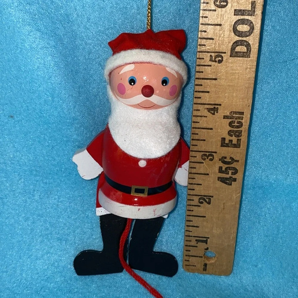 VINTAGE SANTA Ornament pull string moving parts crafted from wood - Picture 7 of 8